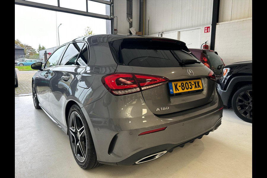 Mercedes-Benz A-Klasse 180 Business Solution AMG NIGHT PAKKET Mercedes-Benz A-Klasse 180 Business Solution AMG NIGHT PAKKET