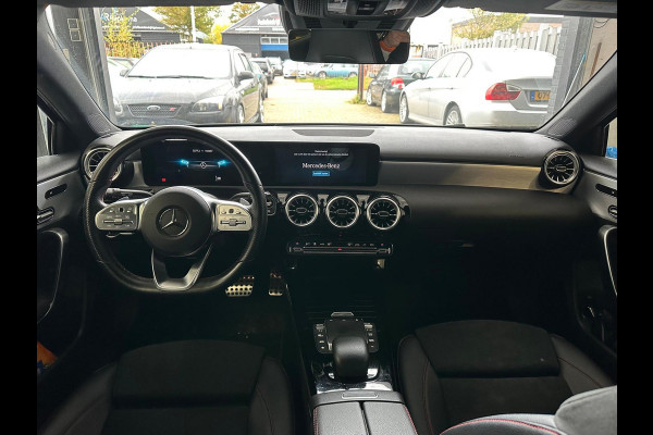 Mercedes-Benz A-Klasse 180 Business Solution AMG NIGHT PAKKET Mercedes-Benz A-Klasse 180 Business Solution AMG NIGHT PAKKET