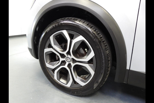 Renault Captur 1.3 TCe 140PK Intens NAVI/CAMERA/TREKHAAK/18"LMV! Renault Captur 1.3 TCe 140PK Intens NAVI/CAMERA/TREKHAAK/18"LMV!
