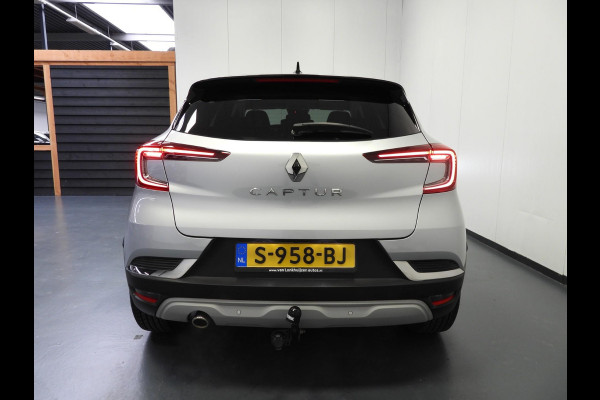 Renault Captur 1.3 TCe 140PK Intens NAVI/CAMERA/TREKHAAK/18"LMV! Renault Captur 1.3 TCe 140PK Intens NAVI/CAMERA/TREKHAAK/18"LMV!
