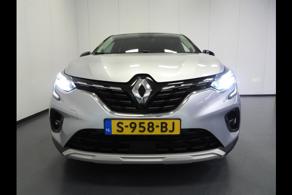 Renault Captur 1.3 TCe 140PK Intens NAVI/CAMERA/TREKHAAK/18"LMV! Renault Captur 1.3 TCe 140PK Intens NAVI/CAMERA/TREKHAAK/18"LMV!