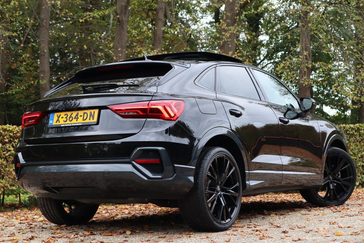 Audi Q3 Sportback 35 TFSI S Edition | Panoramadak | Elektr. a.klep, | Camera | Audi Q3 Sportback 35 TFSI S Edition | Panoramadak | Elektr. a.klep, | Camera |
