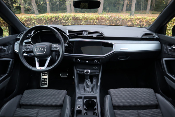 Audi Q3 Sportback 35 TFSI S Edition | Panoramadak | Elektr. a.klep, | Camera |