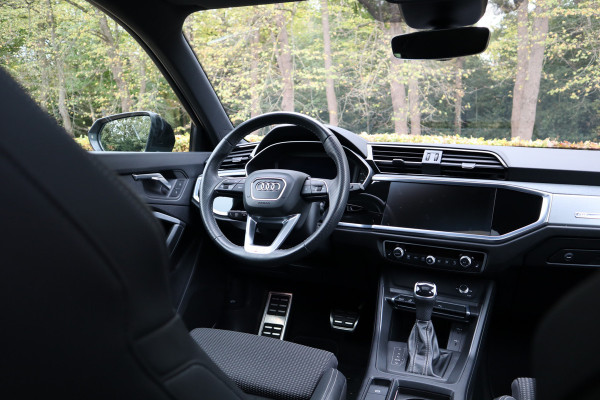 Audi Q3 Sportback 35 TFSI S Edition | Panoramadak | Elektr. a.klep, | Camera |