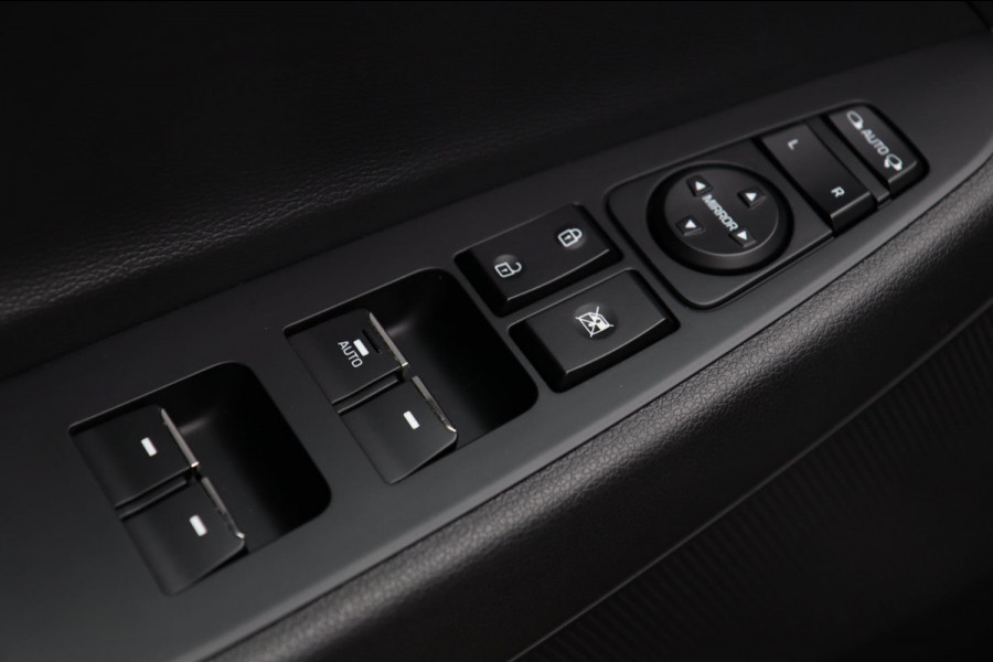 Hyundai Tucson 1.6 T-GDi Premium 4WD / PANODAK / KEYLESS / CAMERA / DODEHOEK