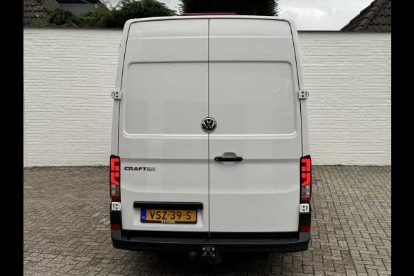 Volkswagen Crafter 30 2.0 TDI L3H3 Highline 4S banden Trekhaak Carplay Pdc v+a Cruise DAB Volkswagen Crafter 30 2.0 TDI L3H3 Highline 4S banden Trekhaak Carplay Pdc v+a Cruise DAB