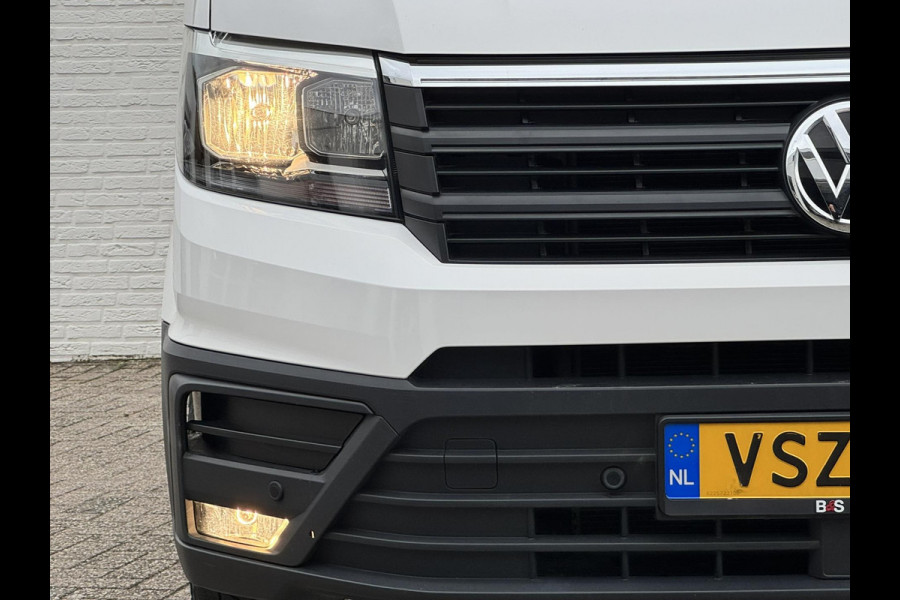 Volkswagen Crafter 30 2.0 TDI L3H3 Highline 4S banden Trekhaak Carplay Pdc v+a Cruise DAB Volkswagen Crafter 30 2.0 TDI L3H3 Highline 4S banden Trekhaak Carplay Pdc v+a Cruise DAB