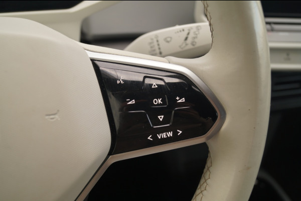 Volkswagen ID.3 First Plus 58kWh -NAVI-ECC-SOH91%-TREKHAAK-