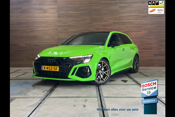 Audi RS3 2.5TFSI quattro| Akra | PPF | Keramisch | RS-Design pakket + | RS-Dynamic pakket plus | Audi Garantie | BOM VOL! | Audi RS3 2.5TFSI quattro| Akra | PPF | Keramisch | RS-Design pakket + | RS-Dynamic pakket plus | Audi Garantie | BOM VOL! |