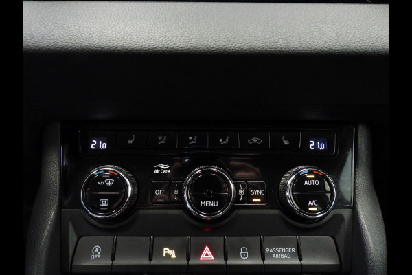 Škoda Karoq 1.0 TSI Ambition NAVI/CAMERA/CLIMA/LED/16"LMV! Škoda Karoq 1.0 TSI Ambition NAVI/CAMERA/CLIMA/LED/16"LMV!