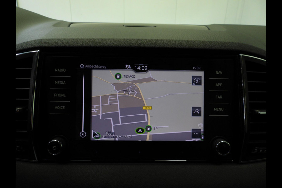 Škoda Karoq 1.0 TSI Ambition NAVI/CAMERA/CLIMA/LED/16"LMV! Škoda Karoq 1.0 TSI Ambition NAVI/CAMERA/CLIMA/LED/16"LMV!