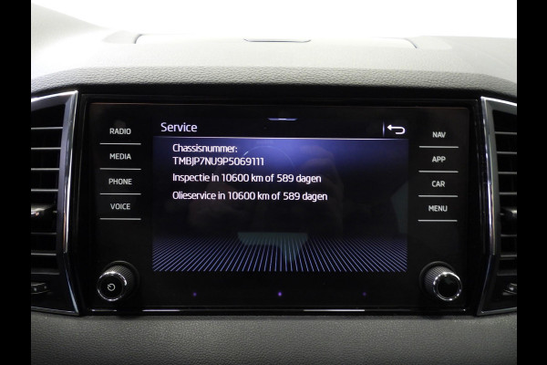 Škoda Karoq 1.0 TSI Ambition NAVI/CAMERA/CLIMA/LED/16"LMV! Škoda Karoq 1.0 TSI Ambition NAVI/CAMERA/CLIMA/LED/16"LMV!