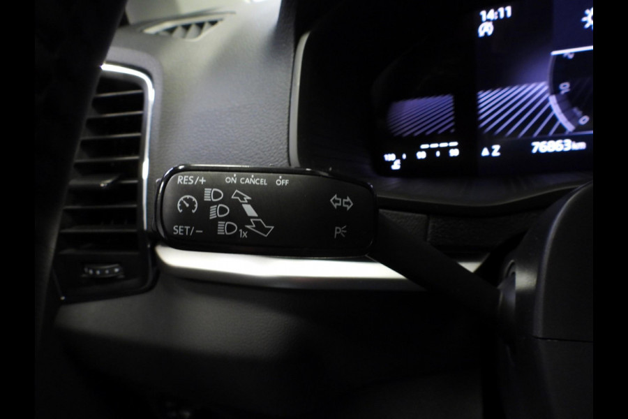 Škoda Karoq 1.0 TSI Ambition NAVI/CAMERA/CLIMA/LED/16"LMV! Škoda Karoq 1.0 TSI Ambition NAVI/CAMERA/CLIMA/LED/16"LMV!
