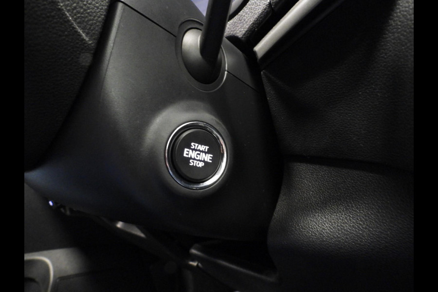 Škoda Karoq 1.0 TSI Ambition NAVI/CAMERA/CLIMA/LED/16"LMV! Škoda Karoq 1.0 TSI Ambition NAVI/CAMERA/CLIMA/LED/16"LMV!