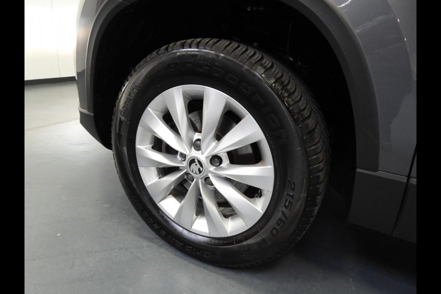 Škoda Karoq 1.0 TSI Ambition NAVI/CAMERA/CLIMA/LED/16"LMV! Škoda Karoq 1.0 TSI Ambition NAVI/CAMERA/CLIMA/LED/16"LMV!