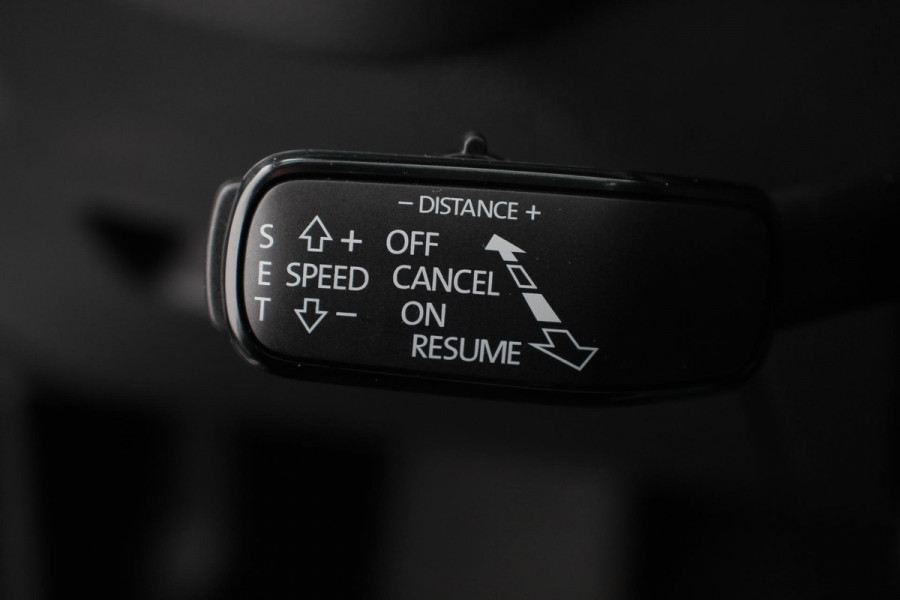 Škoda Octavia Combi 1.0 e-TSI 110pk MHEV DSG Style | Navigatie | Apple Carplay/Android Auto | Parkeersensor achter | Camera | Adaptive Cruise Control | Stoelverwarming | Ledverlichting | Climate Control Škoda Octavia Combi 1.0 e-TSI 110pk MHEV DSG Style | Navigatie | Apple Carplay/Android Auto | Parkeersensor achter | Camera | Adaptive Cruise Control | Stoelverwarming | Ledverlichting | Climate Control