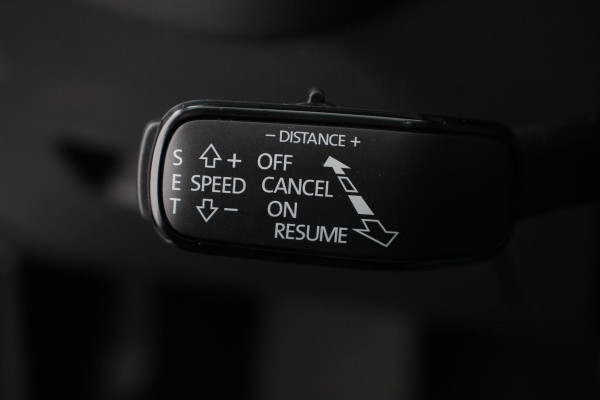 Škoda Octavia Combi 1.0 e-TSI 110pk MHEV DSG Style | Navigatie | Apple Carplay/Android Auto | Parkeersensor achter | Camera | Adaptive Cruise Control | Stoelverwarming | Ledverlichting | Climate Control Škoda Octavia Combi 1.0 e-TSI 110pk MHEV DSG Style | Navigatie | Apple Carplay/Android Auto | Parkeersensor achter | Camera | Adaptive Cruise Control | Stoelverwarming | Ledverlichting | Climate Control