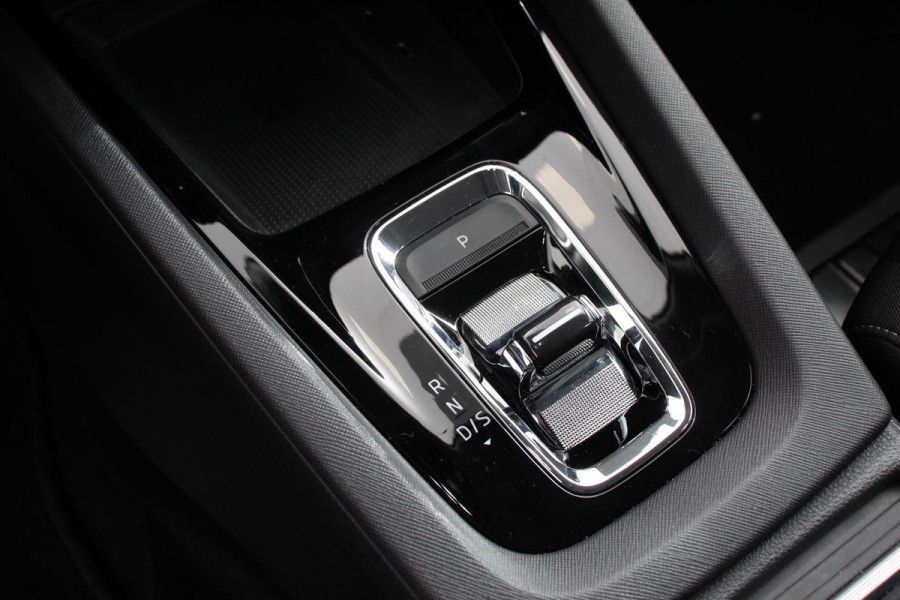 Škoda Octavia Combi 1.0 e-TSI 110pk MHEV DSG Style | Navigatie | Apple Carplay/Android Auto | Parkeersensor achter | Camera | Adaptive Cruise Control | Stoelverwarming | Ledverlichting | Climate Control Škoda Octavia Combi 1.0 e-TSI 110pk MHEV DSG Style | Navigatie | Apple Carplay/Android Auto | Parkeersensor achter | Camera | Adaptive Cruise Control | Stoelverwarming | Ledverlichting | Climate Control
