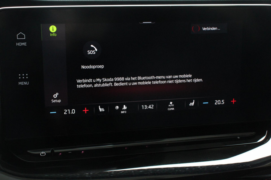 Škoda Octavia Combi 1.0 e-TSI 110pk MHEV DSG Style | Navigatie | Apple Carplay/Android Auto | Parkeersensor achter | Camera | Adaptive Cruise Control | Stoelverwarming | Ledverlichting | Climate Control Škoda Octavia Combi 1.0 e-TSI 110pk MHEV DSG Style | Navigatie | Apple Carplay/Android Auto | Parkeersensor achter | Camera | Adaptive Cruise Control | Stoelverwarming | Ledverlichting | Climate Control