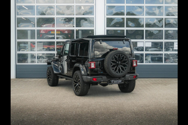 Jeep Wrangler Unlimited 4xe 380 Sahara | 22" Brute velgen | Uit voorraad leverbaar | MY25 | Sky One-Touch Power Soft Top | Geel kenteken ! Jeep Wrangler Unlimited 4xe 380 Sahara | 22" Brute velgen | Uit voorraad leverbaar | MY25 | Sky One-Touch Power Soft Top | Geel kenteken !