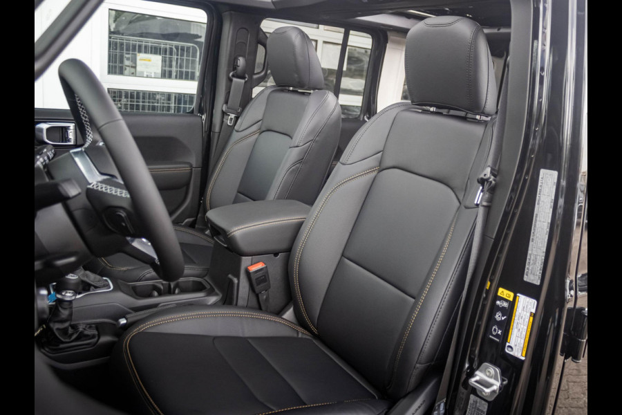 Jeep Wrangler Unlimited 4xe 380 Sahara | 22" Brute velgen | Uit voorraad leverbaar | MY25 | Sky One-Touch Power Soft Top | Geel kenteken ! Jeep Wrangler Unlimited 4xe 380 Sahara | 22" Brute velgen | Uit voorraad leverbaar | MY25 | Sky One-Touch Power Soft Top | Geel kenteken !