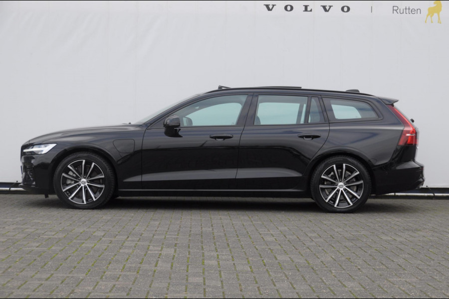 Volvo V60 T6 350PK Automaat AWD Plus Dark / Adaptive cruise control / Elektrische stoelen / Harman Kardon audio / Trekhaak / Pilot assist / BLIS / Stoel en stuur verwarming / Elektrische achterklep / Parkeersensoren met 360 camera / Google infotainment Volvo V60 T6 350PK Automaat AWD Plus Dark / Adaptive cruise control / Elektrische stoelen / Harman Kardon audio / Trekhaak / Pilot assist / BLIS / Stoel en stuur verwarming / Elektrische achterklep / Parkeersensoren met 360 camera / Google infotainment