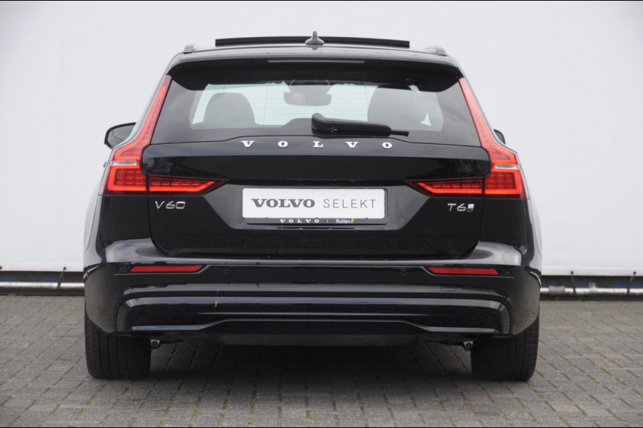 Volvo V60 T6 350PK Automaat AWD Plus Dark / Adaptive cruise control / Elektrische stoelen / Harman Kardon audio / Trekhaak / Pilot assist / BLIS / Stoel en stuur verwarming / Elektrische achterklep / Parkeersensoren met 360 camera / Google infotainment Volvo V60 T6 350PK Automaat AWD Plus Dark / Adaptive cruise control / Elektrische stoelen / Harman Kardon audio / Trekhaak / Pilot assist / BLIS / Stoel en stuur verwarming / Elektrische achterklep / Parkeersensoren met 360 camera / Google infotainment