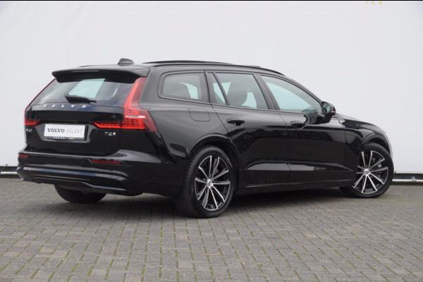 Volvo V60 T6 350PK Automaat AWD Plus Dark / Adaptive cruise control / Elektrische stoelen / Harman Kardon audio / Trekhaak / Pilot assist / BLIS / Stoel en stuur verwarming / Elektrische achterklep / Parkeersensoren met 360 camera / Google infotainment Volvo V60 T6 350PK Automaat AWD Plus Dark / Adaptive cruise control / Elektrische stoelen / Harman Kardon audio / Trekhaak / Pilot assist / BLIS / Stoel en stuur verwarming / Elektrische achterklep / Parkeersensoren met 360 camera / Google infotainment