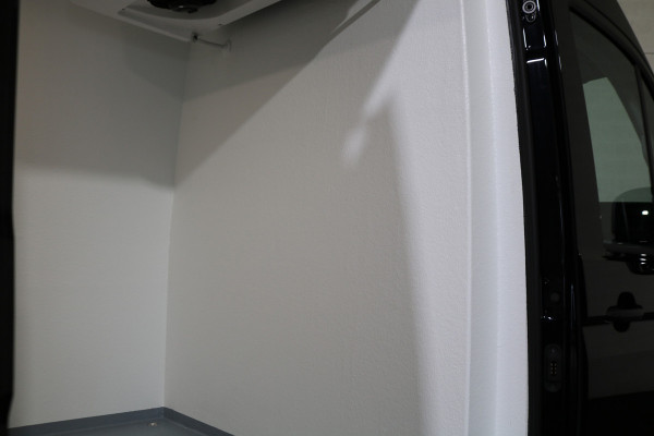 Volkswagen Crafter 2.0 TDI 140pk L3 H3 Automaat Koelwagen