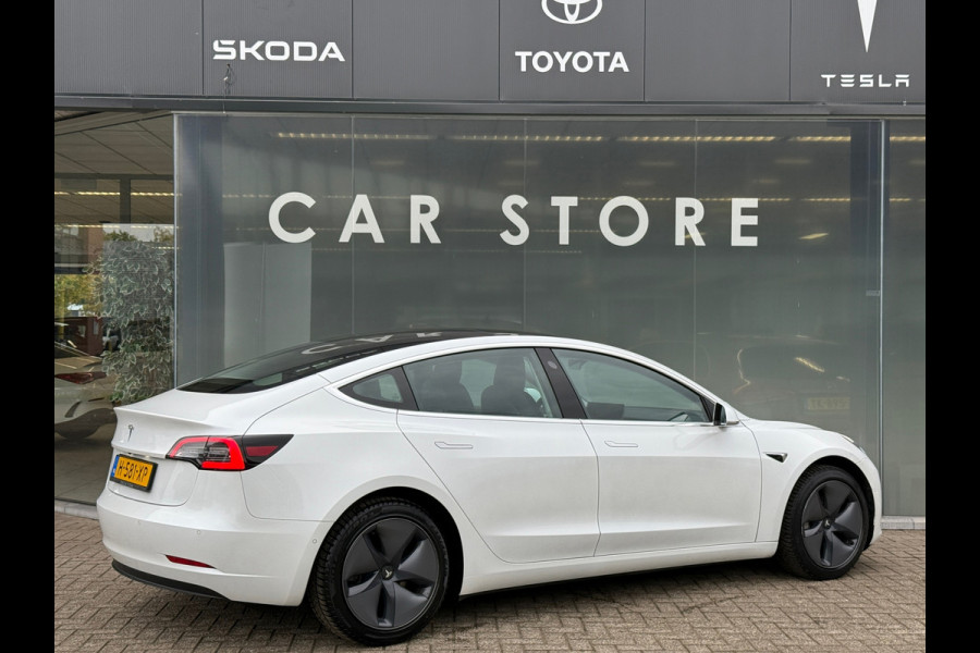 Tesla Model 3 Standard RWD Plus 60 kWh Autopilot Tesla Model 3 Standard RWD Plus 60 kWh Autopilot
