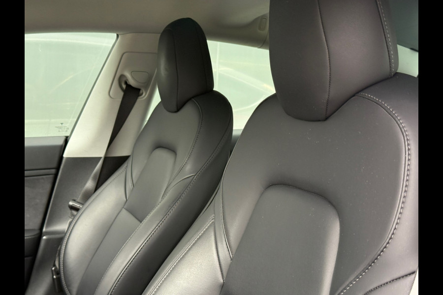Tesla Model 3 Standard RWD Plus 60 kWh Autopilot Tesla Model 3 Standard RWD Plus 60 kWh Autopilot