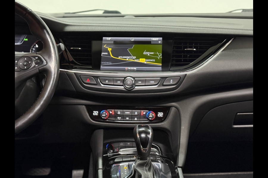 Opel Insignia Grand Sport 1.5 Turbo Innovation+ OPC-Line | Schuif/kanteldak |Intellilux | Leder | Trekhaak | HUD | 18' inch Opel Insignia Grand Sport 1.5 Turbo Innovation+ OPC-Line | Schuif/kanteldak |Intellilux | Leder | Trekhaak | HUD | 18' inch