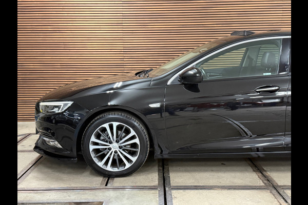 Opel Insignia Grand Sport 1.5 Turbo Innovation+ OPC-Line | Schuif/kanteldak |Intellilux | Leder | Trekhaak | HUD | 18' inch Opel Insignia Grand Sport 1.5 Turbo Innovation+ OPC-Line | Schuif/kanteldak |Intellilux | Leder | Trekhaak | HUD | 18' inch