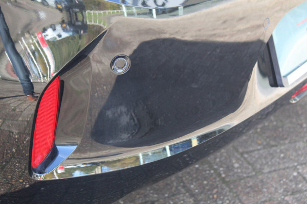Opel Corsa 1.2 Edition , 100pk , 5 deurs Airco , Cruise control , Stoelverwarming , Pass.stoel in hoogte verstelb. Bluetooth , Parkeersensoren V+A