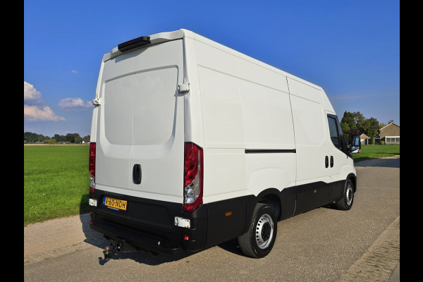 Iveco Daily 35S14V 2.3 352L H2 L2L H2 - 140 Pk - Euro 6 - Airco - Cruise Control
