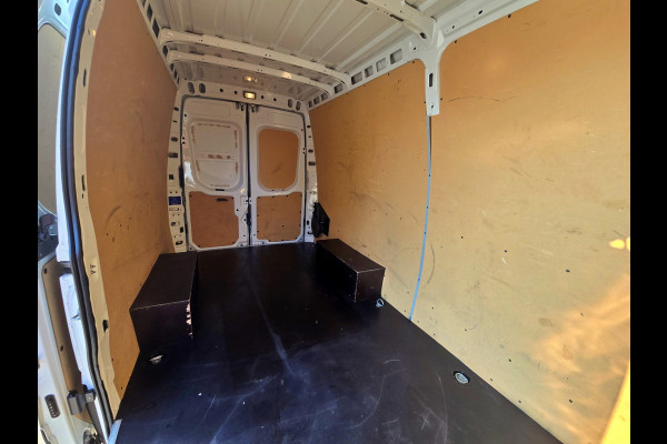 Iveco Daily 35S14V 2.3 352L H2 L2L H2 - 140 Pk - Euro 6 - Airco - Cruise Control
