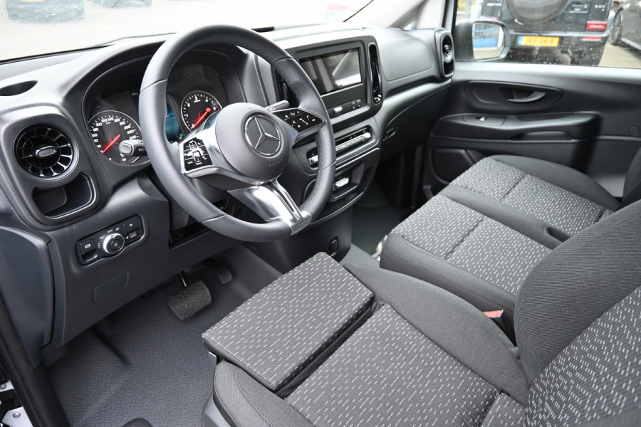 Mercedes-Benz Vito 116 CDI L3 Pro LED koplampen, Comfort stoel, Achterdeuren Mercedes-Benz Vito 116 CDI L3 Pro LED koplampen, Comfort stoel, Achterdeuren