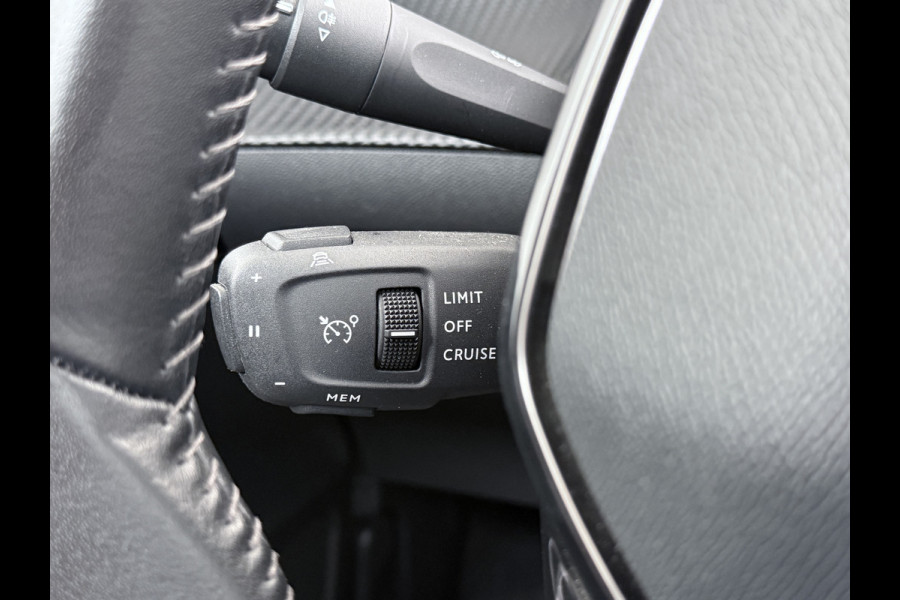 Peugeot e-208 EV Allure 50kWh Panormadak Adaptieve Cruise Control 360°Camera Navi Ecc Stoelverwarming Apple Carplay Android Auto DAB+ Lane Assist Keyless Led Pdc 1e Eigenaar 100% Dealeronderhouden Origineel Nederlandse Auto