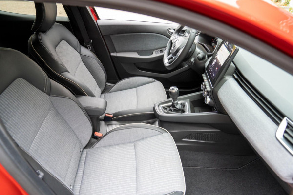 Renault Clio 1.0 TCe 90 GPF techno | Prijs rijklaar incl. 12 mnd garantie | 360 Camera Pdc Navi Led Clima