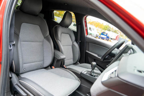 Renault Clio 1.0 TCe 90 GPF techno | Prijs rijklaar incl. 12 mnd garantie | 360 Camera Pdc Navi Led Clima