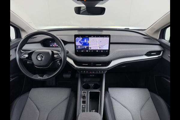 Škoda ENYAQ iV 80 SOH 94% Warmtepomp Trekhaak Panoramadak Adaptieve Cruise Control Camera Apple Carplay Android Auto Navi Ecc Pdc Stuur+Stoelverwarming Lmv 20" Mirrorlink DAB Led Matrix Elek.Achterklep Ecc-Achter Zeer complete Enyaq!