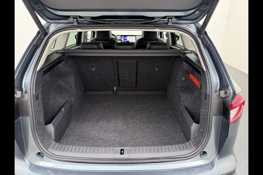 Škoda ENYAQ iV 80 SOH 94% Warmtepomp Trekhaak Panoramadak Adaptieve Cruise Control Camera Apple Carplay Android Auto Navi Ecc Pdc Stuur+Stoelverwarming Lmv 20" Mirrorlink DAB Led Matrix Elek.Achterklep Ecc-Achter Zeer complete Enyaq!
