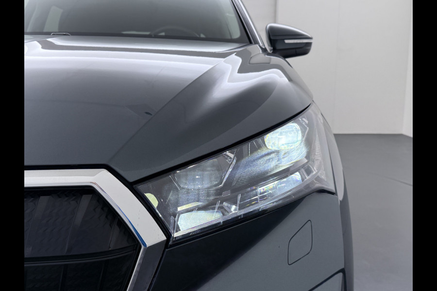 Škoda ENYAQ iV 80 SOH 94% Warmtepomp Trekhaak Panoramadak Adaptieve Cruise Control Camera Apple Carplay Android Auto Navi Ecc Pdc Stuur+Stoelverwarming Lmv 20" Mirrorlink DAB Led Matrix Elek.Achterklep Ecc-Achter Zeer complete Enyaq!