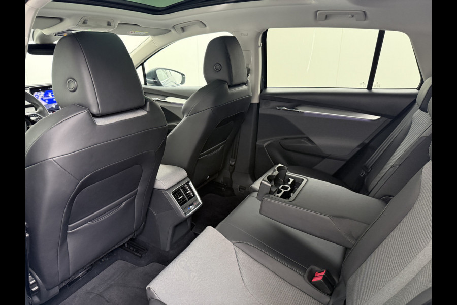 Škoda ENYAQ iV 80 SOH 94% Warmtepomp Trekhaak Panoramadak Adaptieve Cruise Control Camera Apple Carplay Android Auto Navi Ecc Pdc Stuur+Stoelverwarming Lmv 20" Mirrorlink DAB Led Matrix Elek.Achterklep Ecc-Achter Zeer complete Enyaq!