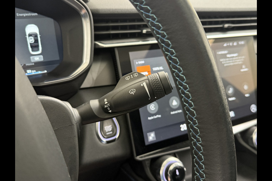 Lynk & Co 01 PHEV AUT-7 261pk Pano-Schuifdak Lmv 20" 360°Camera Apple Carplay Android Auto Adap.Cruise Navi Pdc Ecc Keyless Led Plug-In Hybri Elek.Memory.Stoel File assistent Dodehoek detector Elektrisch bedienbare achterklep Rijstrooksensor Wifi Verkeersbord detectie 425Nm koppel 3,7kw laadvermogen €41.883 Nieuwprijs