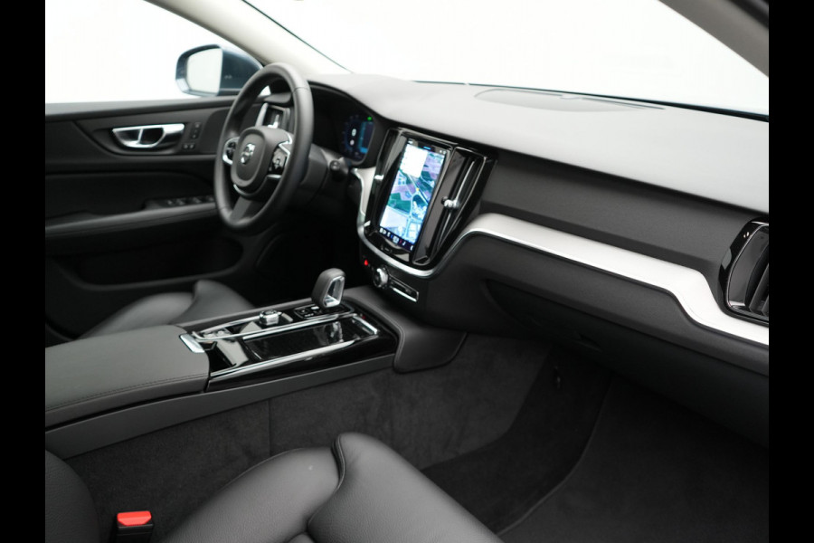 Volvo V60 T6 AWD Plus Bright Plug In Hybrid 350pk Dealer O.H PHEV | Trekhaak Af Fabriek | Panodak | 360 Camera | Adaptive Cruise | Lederen Sportstoelen Memory & Verwarmd | Google Assistent | Apple Carplay | Virtual | Keyless | Blis | Stuur Verwarmd |