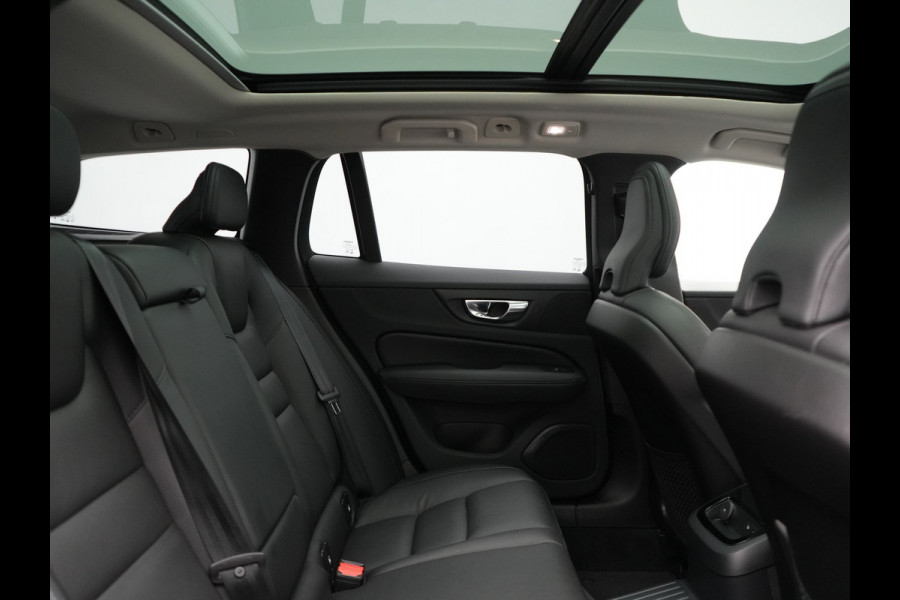 Volvo V60 T6 AWD Plus Bright Plug In Hybrid 350pk Dealer O.H PHEV | Trekhaak Af Fabriek | Panodak | 360 Camera | Adaptive Cruise | Lederen Sportstoelen Memory & Verwarmd | Google Assistent | Apple Carplay | Virtual | Keyless | Blis | Stuur Verwarmd |
