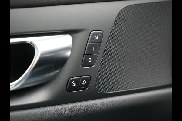 Volvo V60 T6 AWD Plus Bright Plug In Hybrid 350pk Dealer O.H PHEV | Trekhaak Af Fabriek | Panodak | 360 Camera | Adaptive Cruise | Lederen Sportstoelen Memory & Verwarmd | Google Assistent | Apple Carplay | Virtual | Keyless | Blis | Stuur Verwarmd |