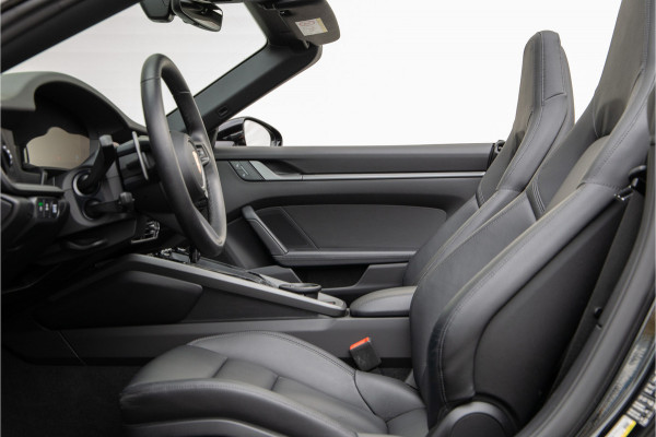 Porsche 911 Cabrio 3.0 Carrera 992.2 Sportuitlaat, Bose, Facelift, Adaptive Cruise, XPEL, 2025 Porsche 911 Cabrio 3.0 Carrera 992.2 Sportuitlaat, Bose, Facelift, Adaptive Cruise, XPEL, 2025