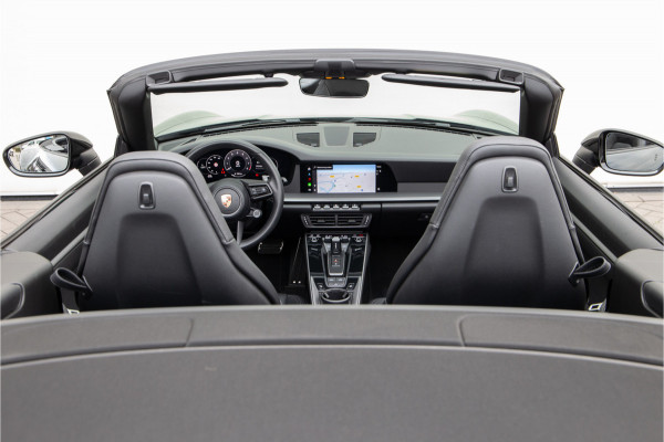 Porsche 911 Cabrio 3.0 Carrera 992.2 Sportuitlaat, Bose, Facelift, Adaptive Cruise, XPEL, 2025 Porsche 911 Cabrio 3.0 Carrera 992.2 Sportuitlaat, Bose, Facelift, Adaptive Cruise, XPEL, 2025